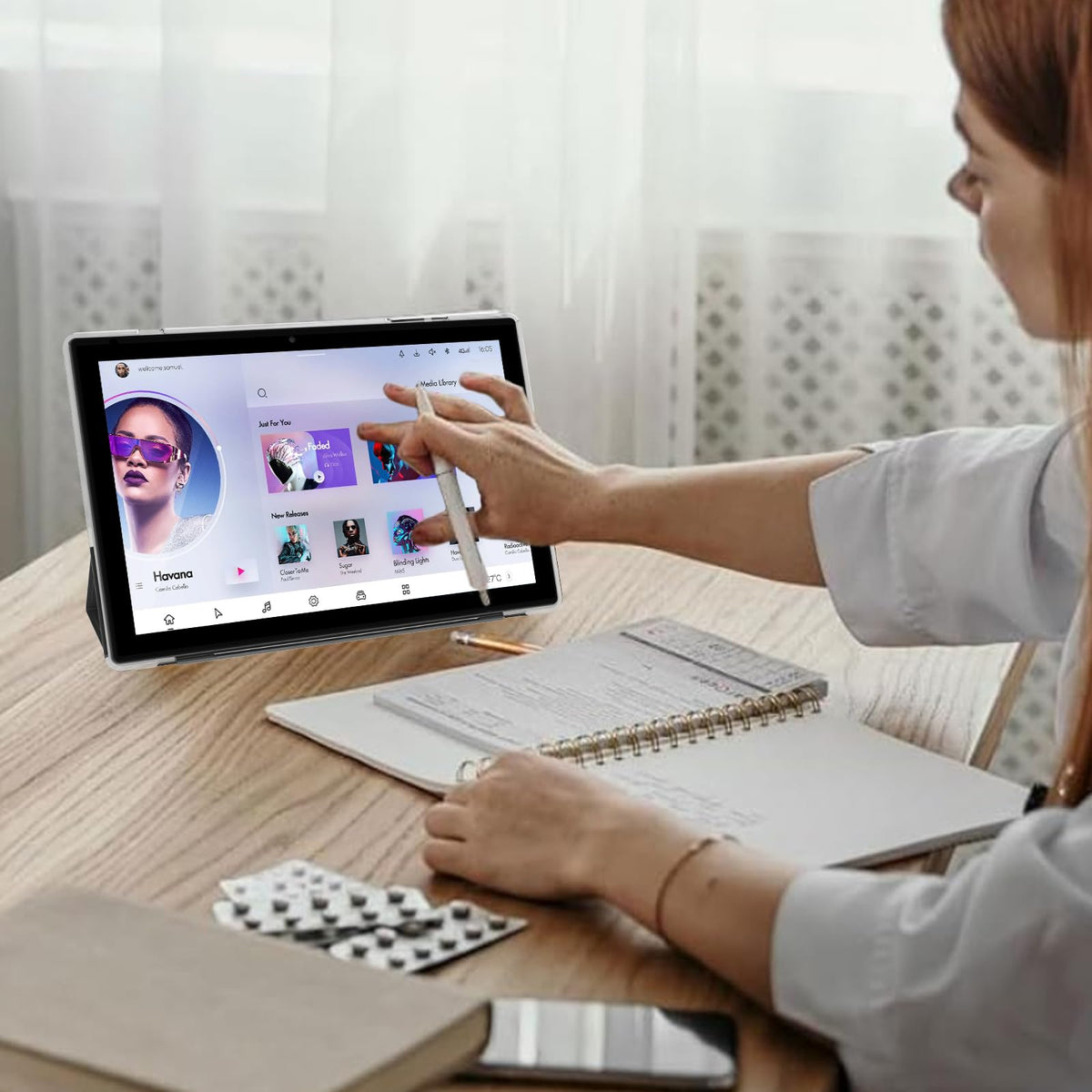 10 inch Android Tablet with Case Z301288