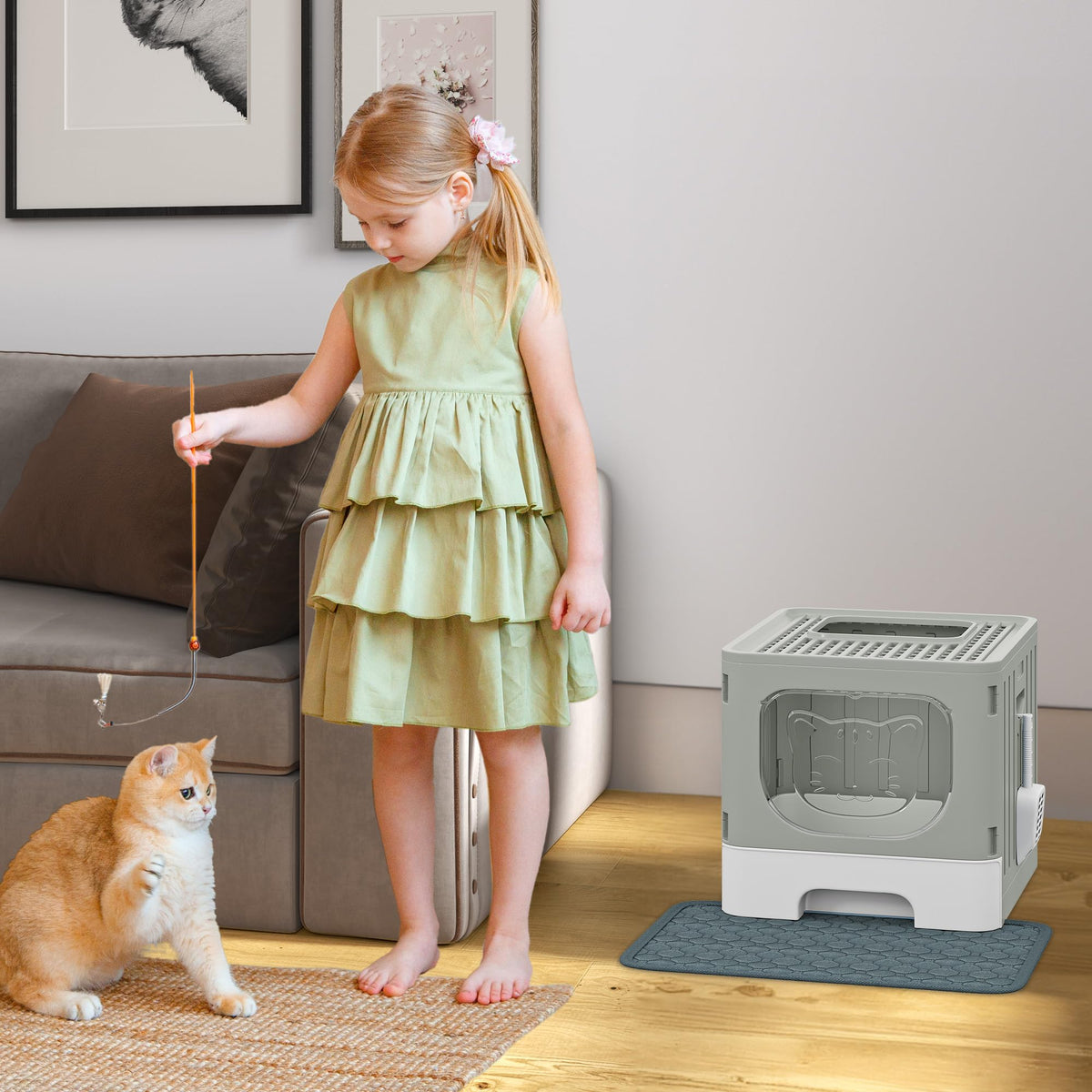 Large Enclosed Cat Litter Box with Lid H159524