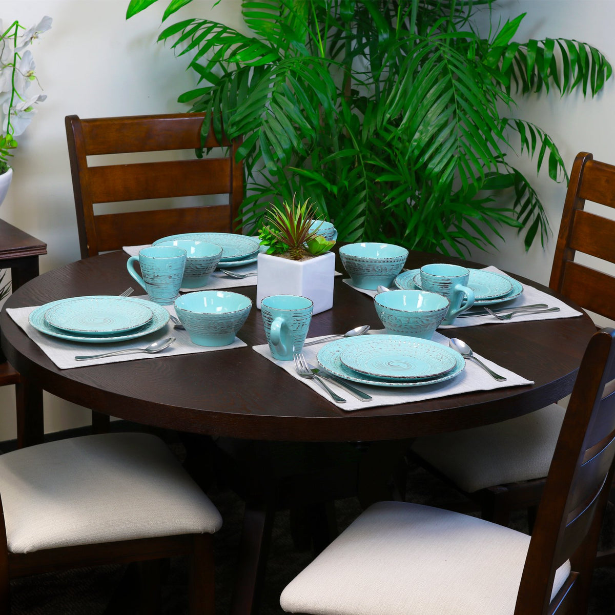 Turquoise 16 Piece Embossed Stoneware Dish Set U594980