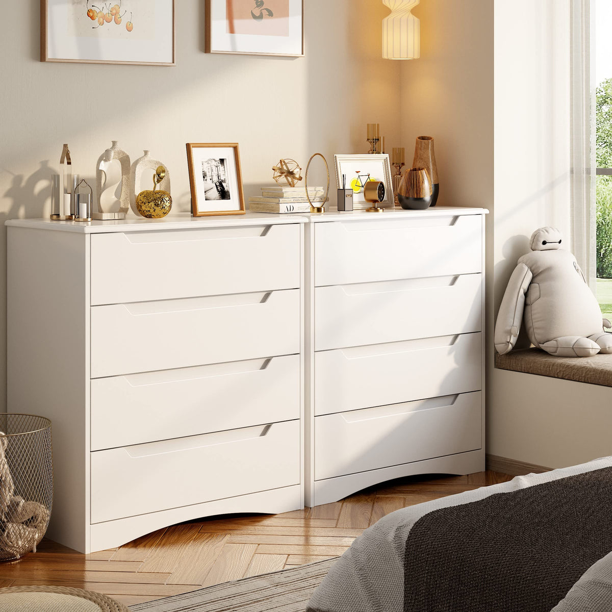 White 4 Drawer Dresser E6828